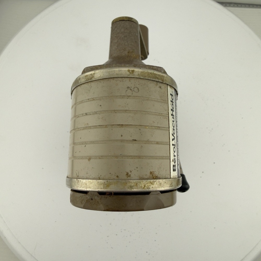 Vintage Berol VacuHold Apsco 6 Hole Pencil Sharpener Hand Crank Desk Mount - Picture 6 of 7